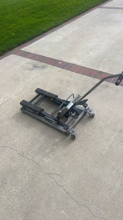 Pittsburgh 1500 pounds steel ATV motorcycle lift