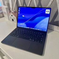 Like New! 14" MacBook Pro M4 Pro (2024) - 24GB RAM / 512GB - 12Core A3401 Under Warranty