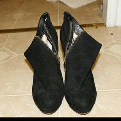 Michael Kors Size 10 Black Boots