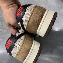 Nike Dunks 