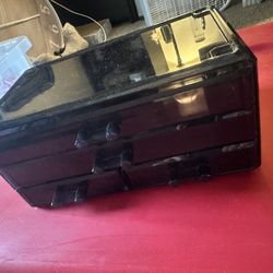 organizers.  (makeup) 