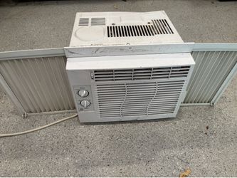 Window air conditioner
