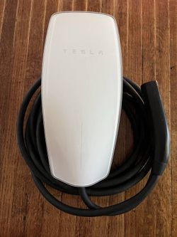 Tesla Wall Connector Level 2 EV Charger (Gen 3)