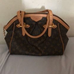 Louis Vuitton Purse 