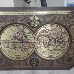 Mappe Of The World, Art