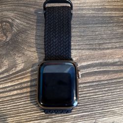 Apple watch series 5 rose gold