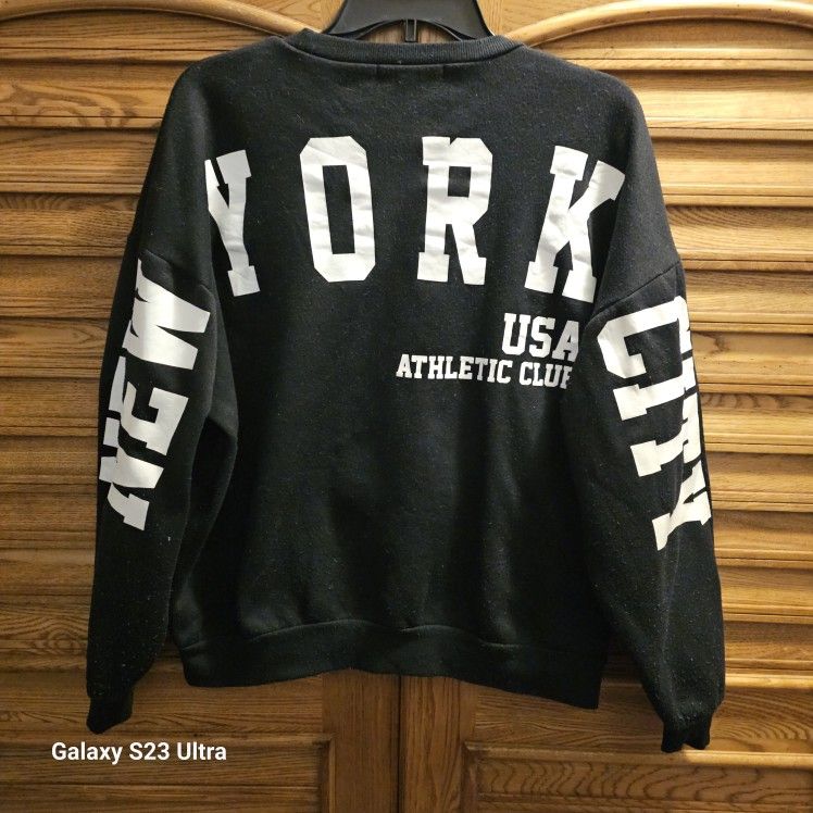 $10 NYC BLACK SWEATSHIRT
