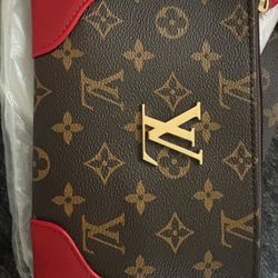 Pouch 