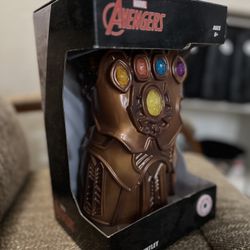 Marvel Avengers Infinity Gauntlet Lamp