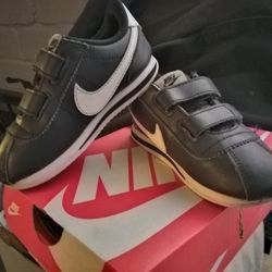 NIKE CORTEZ : TODDLER SIZE 9C
