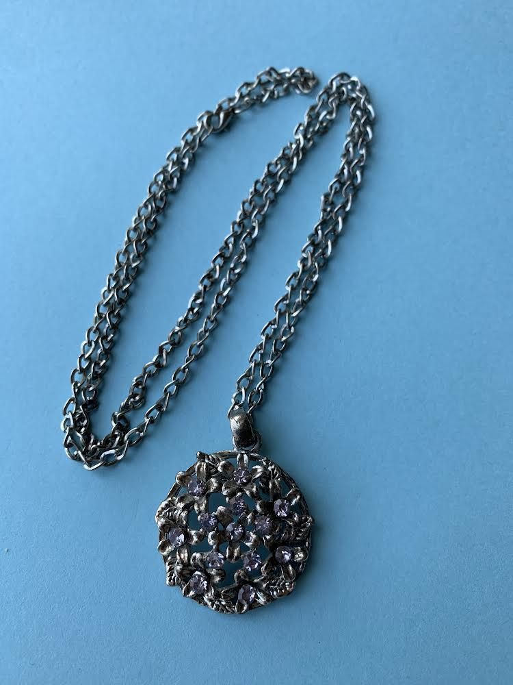Beautiful Flower Chain Necklace (285)