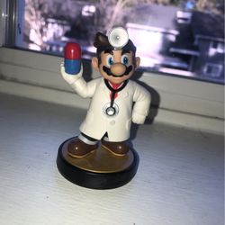 Dr. Mario Amiibo 