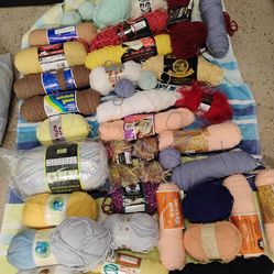 Knitting needles,yarn and books