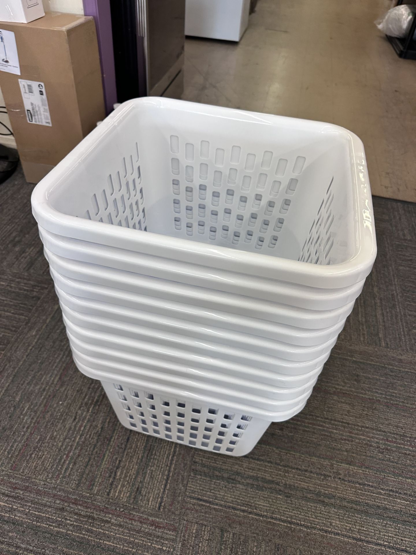1.5 Bushel Square Plastic Laundry Basket with 2 Comfort Grip Handles, White