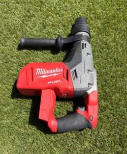 Milwaukee M18 FUEL 18V Lithium-Ion Brushless Cordless 1-9/16 in. SDS-Max Rotary Hammer (Tool- Only
