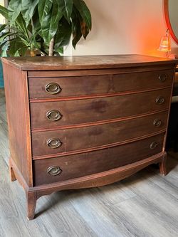 Antique Bow-Front Wood Dresser 4 Drawers