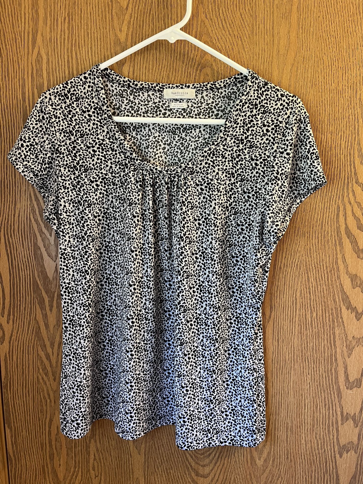 Ladies Blouse, Size M