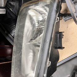 Oem 03-06 Headlights  Silverado 