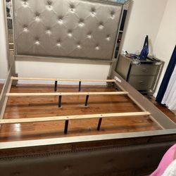 King Bedroom Set
