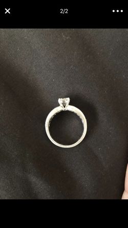 Beautiful sterling silver ring size 8 or 9