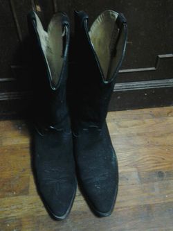 Cowboy boots size 12D