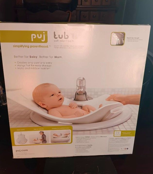 Puj Tub soft infant bath.