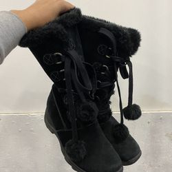 fur boots