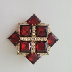 Vtg Signed Avon 2014 Bijou De Collection Red & Clear Crystal Rhinestone Brooch