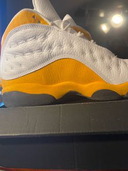Used side 7 Jordan shoes