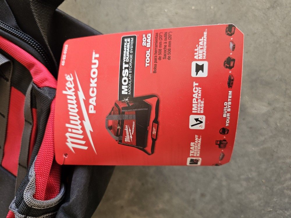 Milwaukee 20