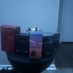 Fragrances perfumes New not open