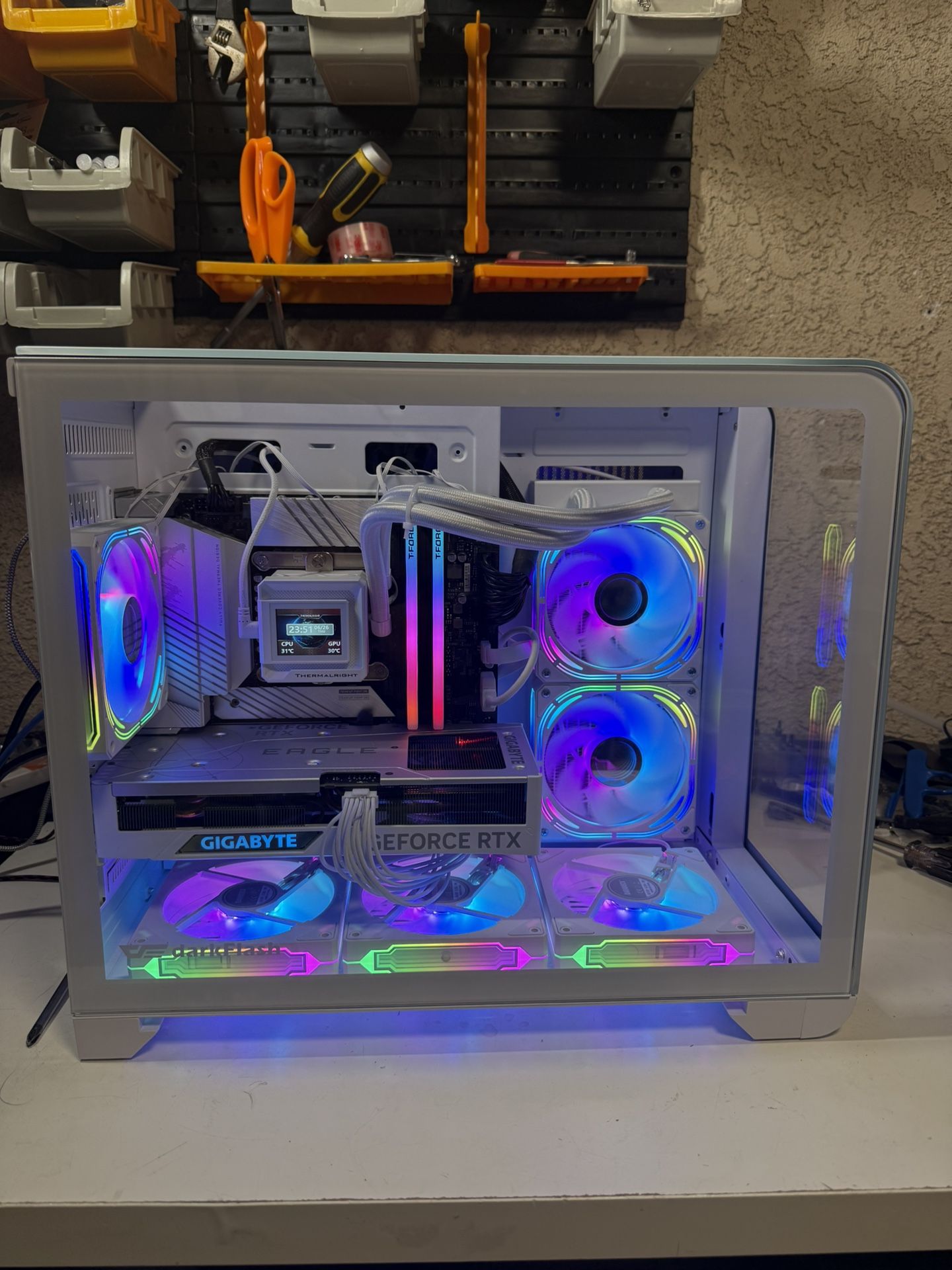 Brand New Gaming PC Build - Intel i7 - 14700F + RTX 4070 Super 12 Gbs