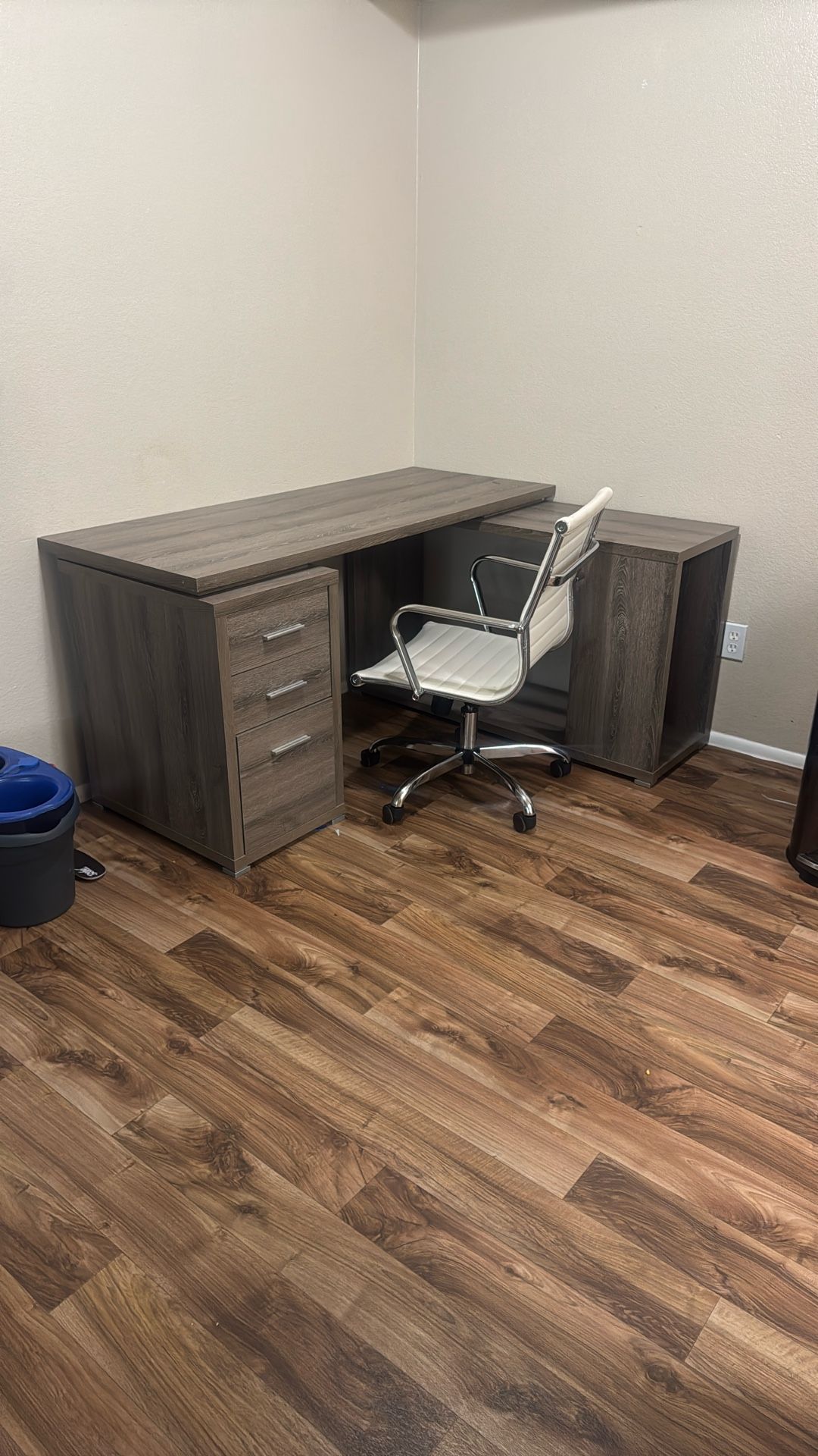 Slightly Used Desk & Chair