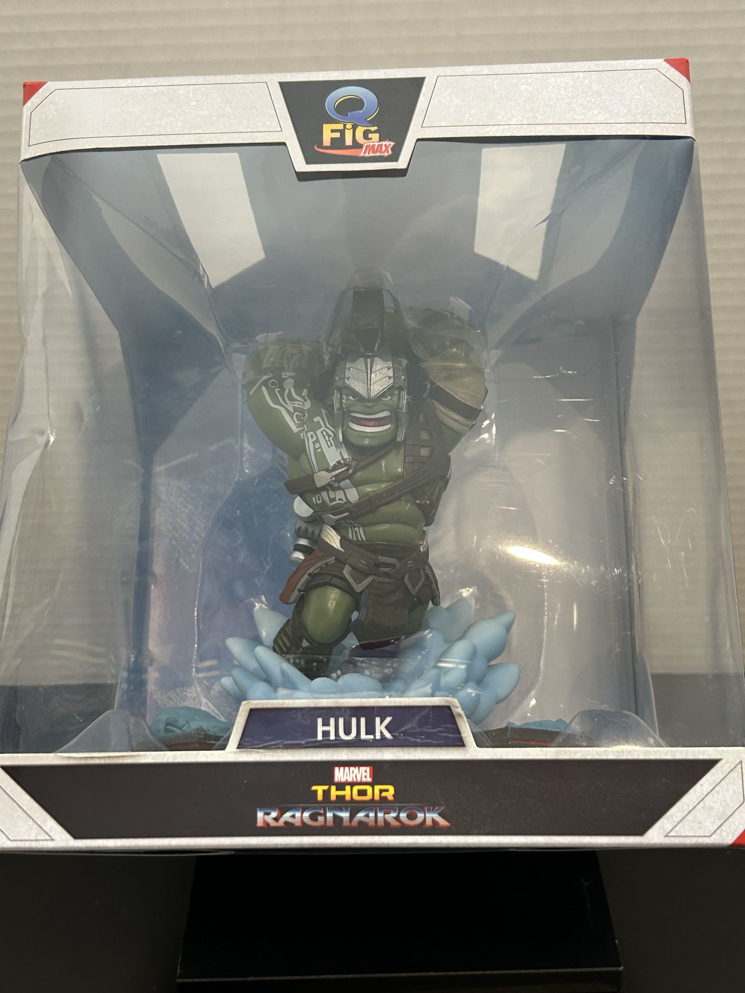 Thor: Ragnarok Hulk Q-Fig Max Diorama Action Figure
