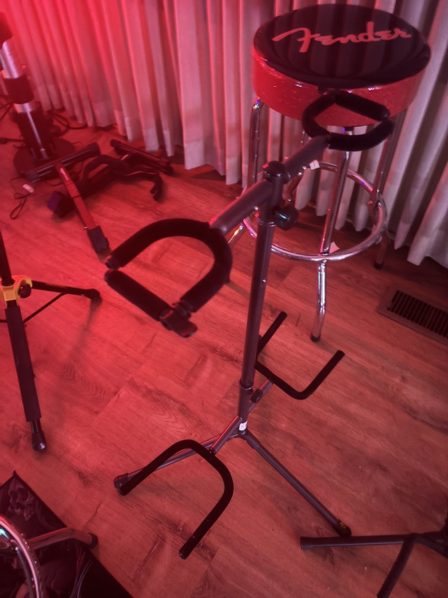 Miscellaneous Guitar Stands