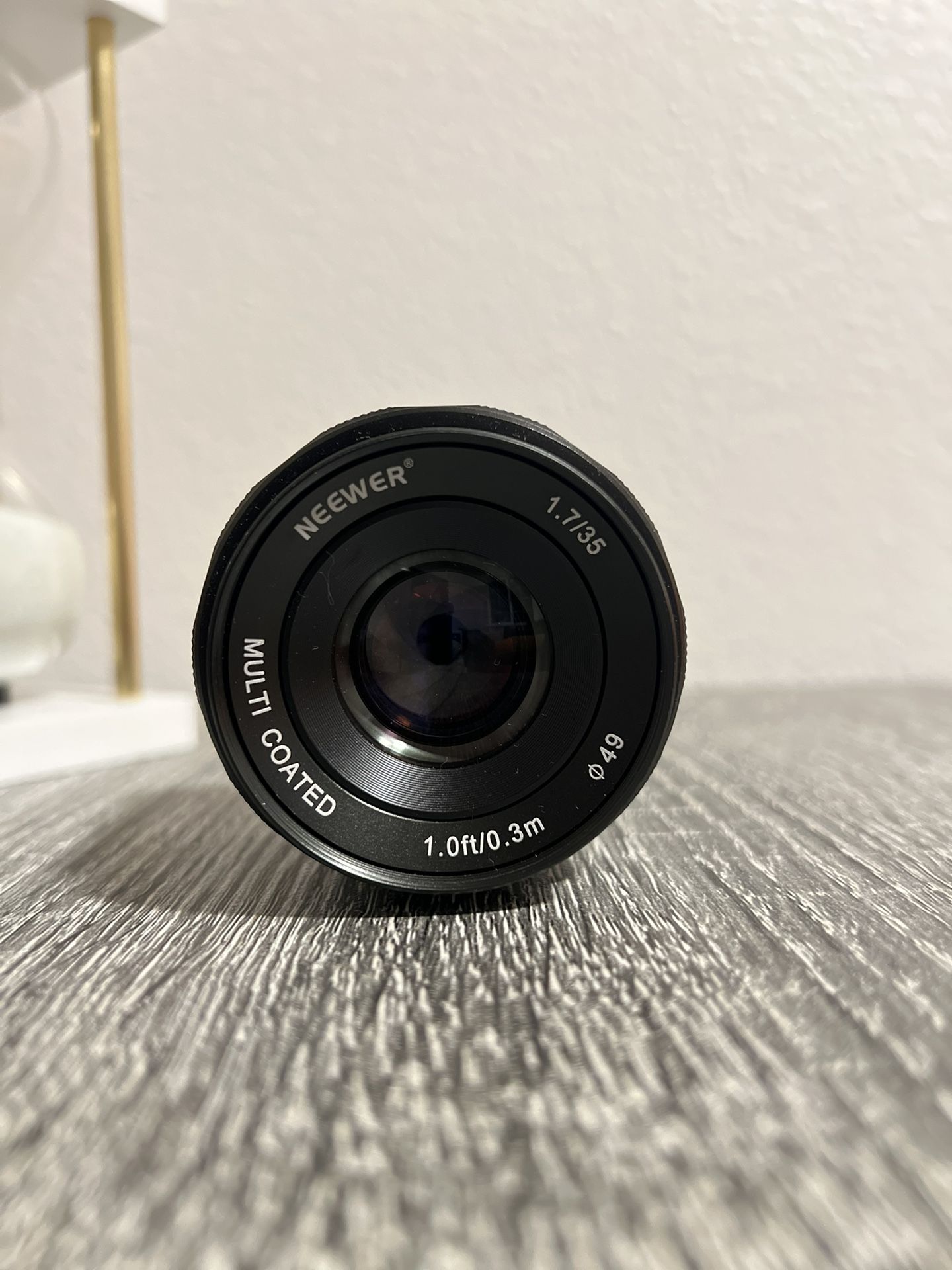 35 mm F1.7 APS-C  Prime Lens