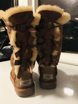 Uggs size 5