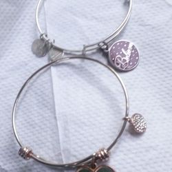 Women's bracelet s