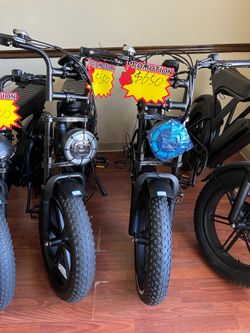 USED, OPEN BOX Full Suspension Moped-style Electric Bike