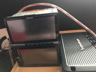 Pioneer radio