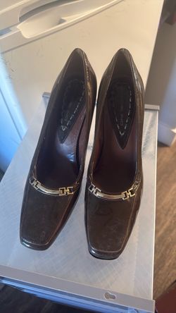 Free shoes