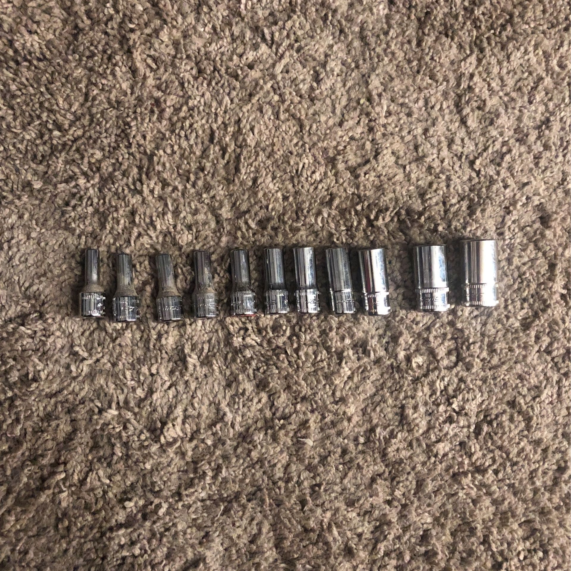 Snap On 1/4 Semi Deep Sockets