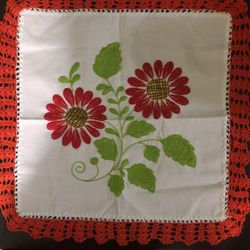 Servilleta bordada a mano 