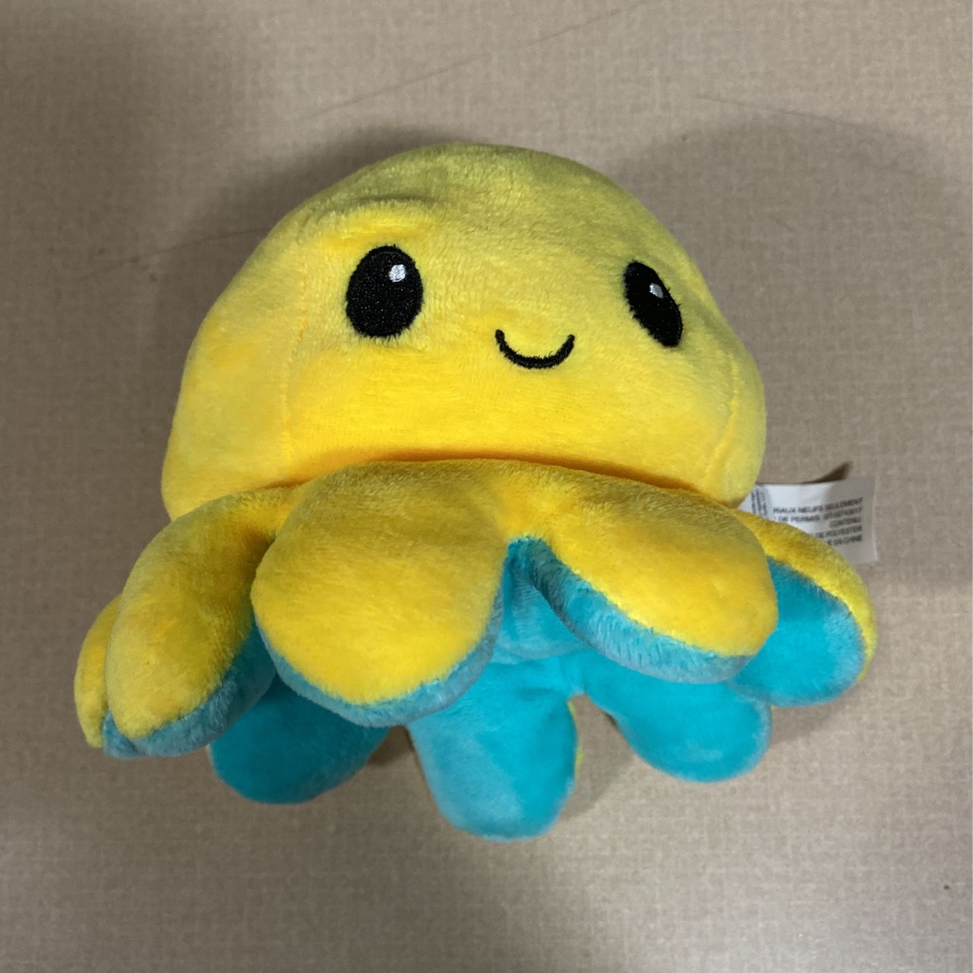 Reversible Octopus Plushie - Yellow and Starry Eyes