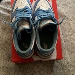 Nike Dunk Low Unc Colorway Size 6.5