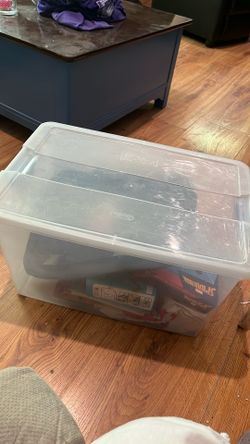 64 Q Storage Box with Lid