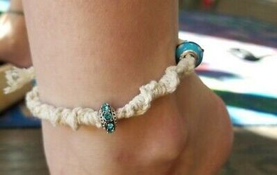 Handmade hemp anklet, glass beads
