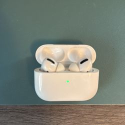 Used Apple AirPods Pro