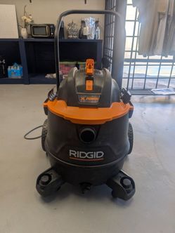 RIDGID 16 Gal. 7.0 Peak HP NXT Power Shop Vacuum HD1900 Wet/Dry Vac – Used