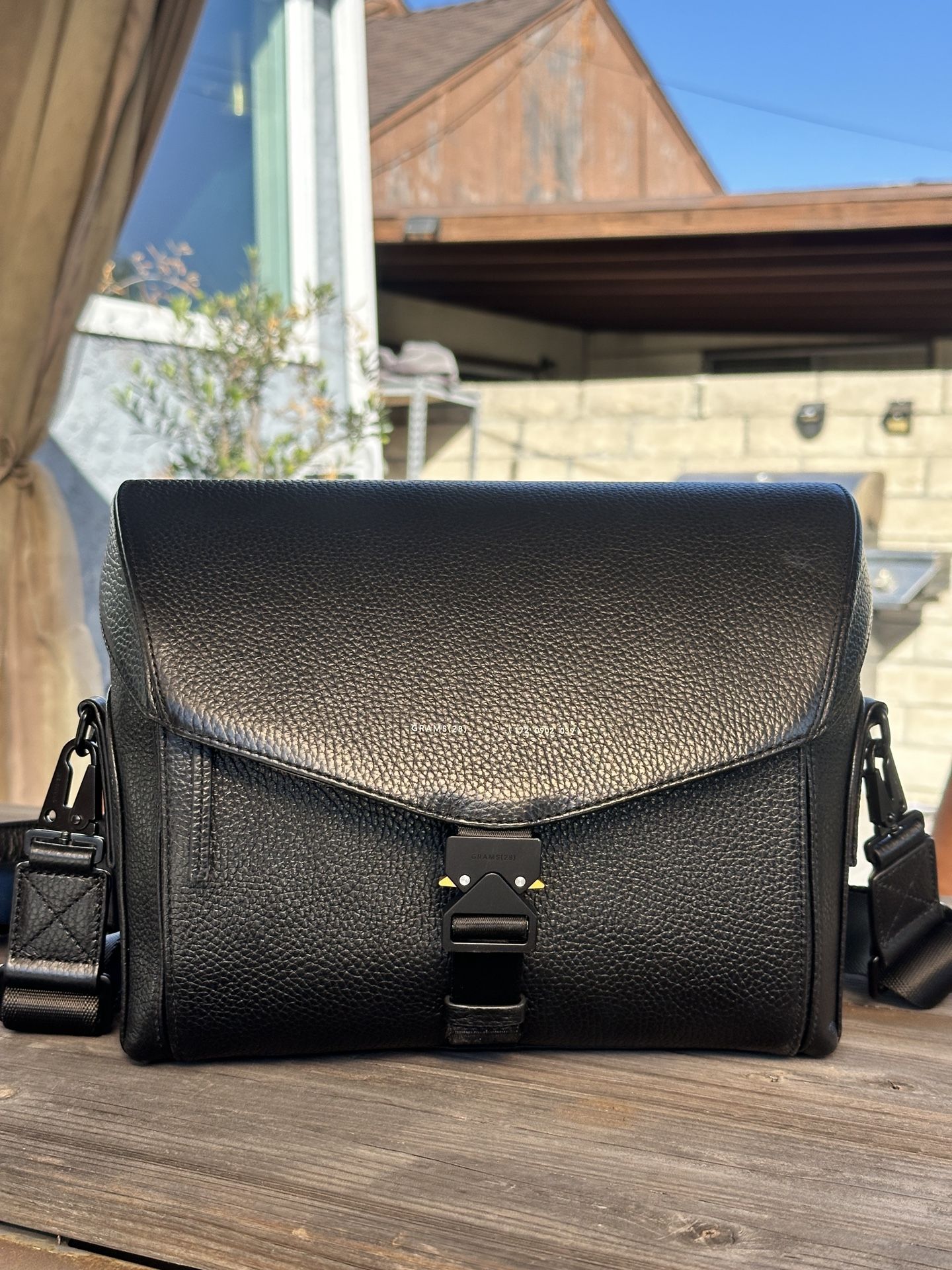 GRAMS 28 172 Camera Sling Bag
